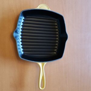 Le Creuset Signature Square Skillet Grill Pan